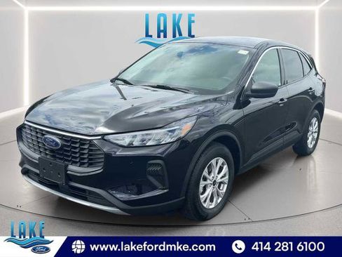 Certified 2023 Ford Escape Active AWD/4WD image 3