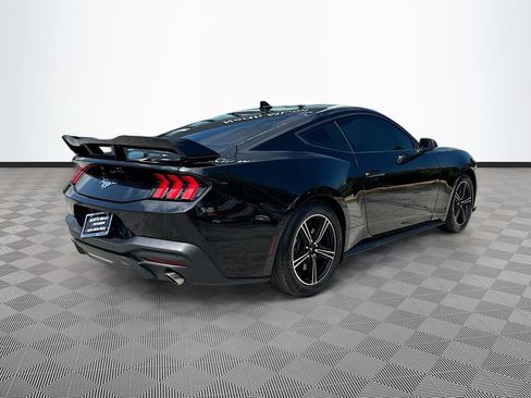 Used 2024 Ford Mustang Coupe RWD image 7