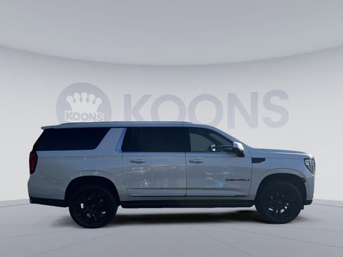 Used 2024 GMC Yukon XL Denali w/ Denali Reserve Package AWD/4WD image 8