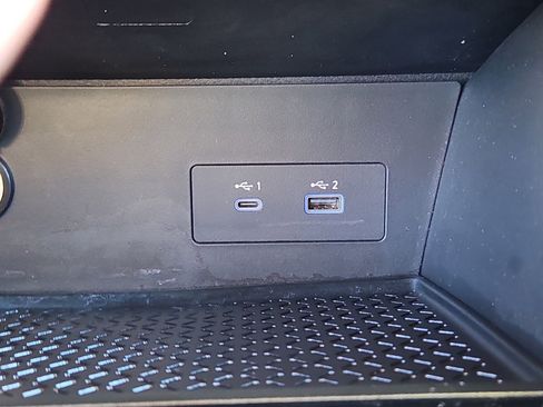 Certified 2022 Nissan Pathfinder SV image 9