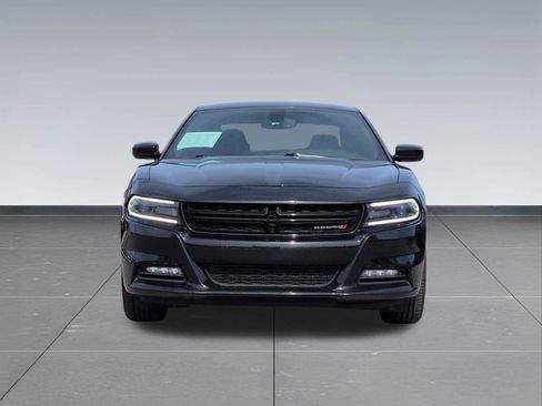 Used 2018 Dodge Charger GT image 9