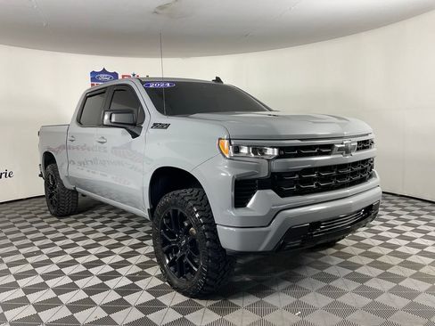 Used 2024 Chevrolet Silverado 1500 RST w/ Z71 Off-Road Package AWD/4WD image 1
