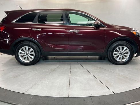 Used 2020 Kia Sorento FWD V6 image 6