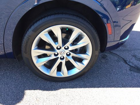 Used 2023 Buick Envision Avenir AWD/4WD image 6