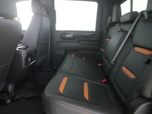 Used 2025 GMC Sierra 2500 AT4 AWD/4WD image 28