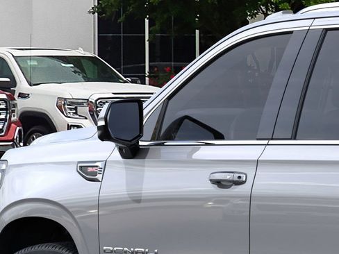 New 2026 GMC Yukon XL Denali w/ Denali Reserve Package image 14