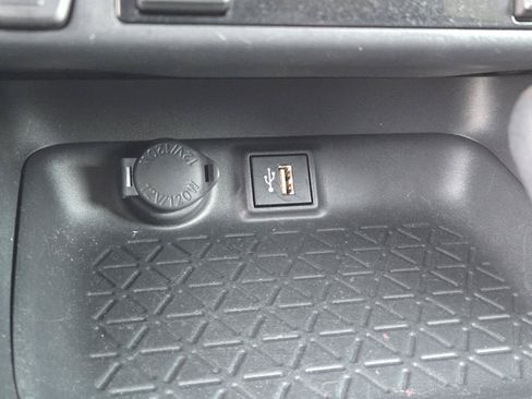 Used 2023 Toyota RAV4 XLE w/ Convenience Package FWD image 12