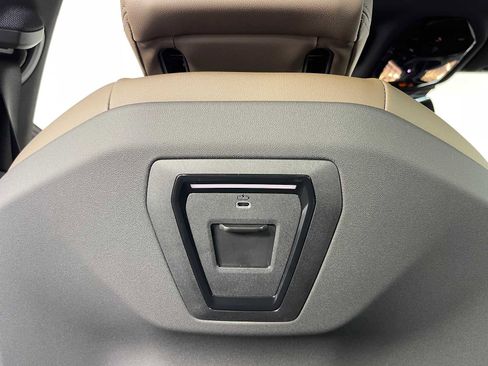 New 2026 BMW 530i w/ Premium Package image 30