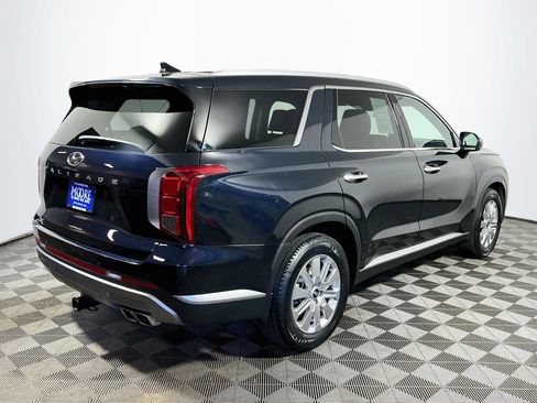 Used 2023 Hyundai Palisade SEL FWD image 7
