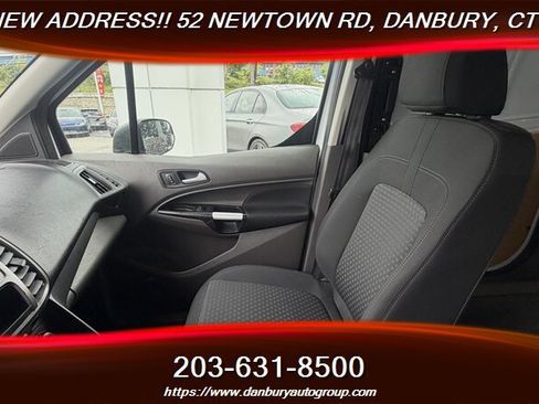 Used 2022 Ford Transit Connect XLT FWD image 12