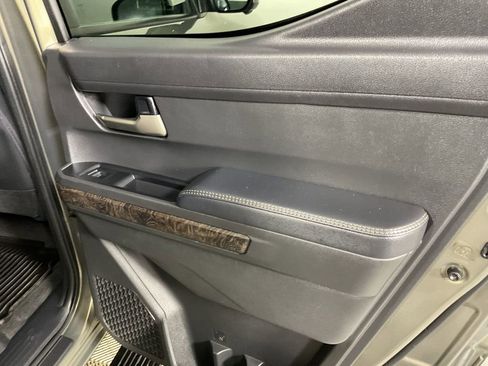 Used 2025 Toyota Tacoma Limited image 23