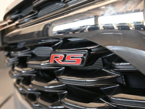 Used 2024 Chevrolet Trax RS w/ Sunroof Package image 32