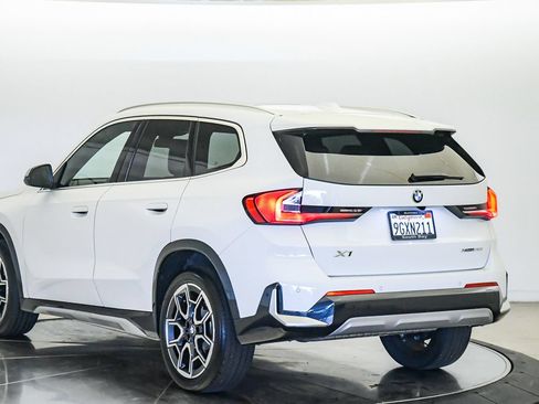Certified 2023 BMW X1 xDrive28i w/ Convenience Package AWD/4WD image 2