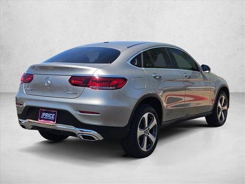 Used 2023 Mercedes-Benz GLC 300 4MATIC Coupe image 5