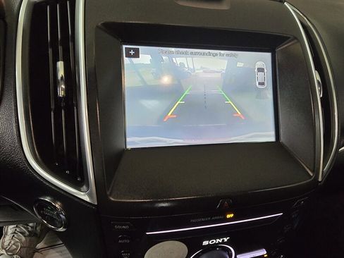 Used 2016 Ford Edge Titanium w/ Canadian Touring Package image 25