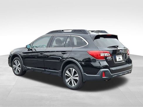 Used 2018 Subaru Outback 2.5i Limited image 5