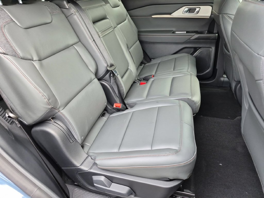 New 2026 Ford Explorer Active w/ Active Comfort Package AWD/4WD image 21