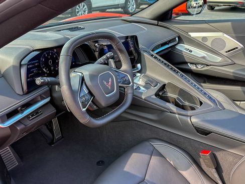 Used 2021 Chevrolet Corvette Stingray Preferred Conv w/ Z51 Performance Package RWD image 6