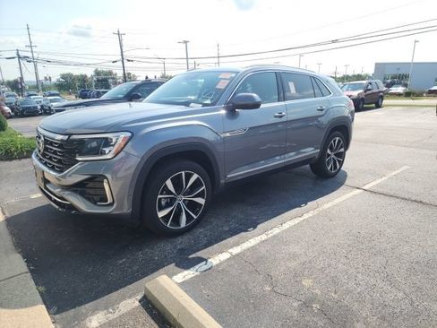 Used 2024 Volkswagen Atlas Cross Sport SEL Premium R-Line AWD/4WD image 34