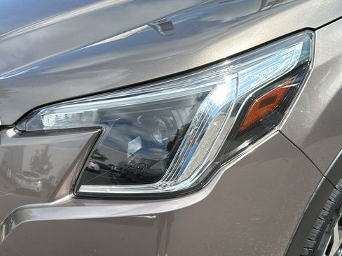 Certified 2024 Subaru Forester Premium AWD/4WD image 9