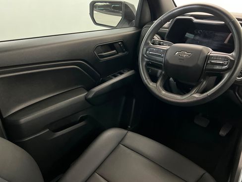Used 2024 Chevrolet Colorado Trail Boss w/ Advanced Trailering Package AWD/4WD image 12