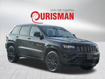 Used 2018 Jeep Grand Cherokee Altitude