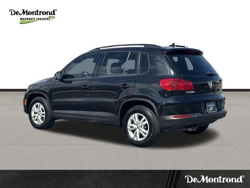 Used 2017 Volkswagen Tiguan S image 6