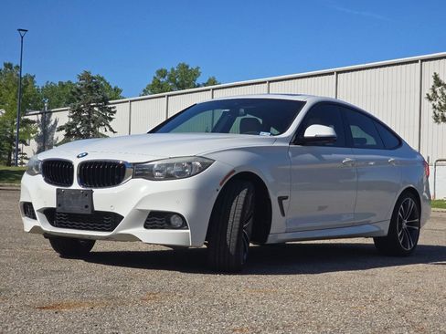 Used 2016 BMW 328i Gran Turismo xDrive AWD/4WD image 11