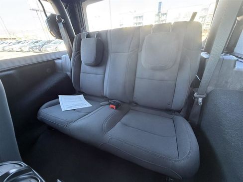 Used 2018 Jeep Wrangler Sport image 16