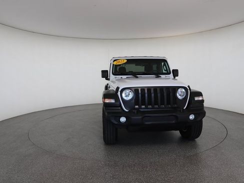 Used 2022 Jeep Wrangler Sport image 30
