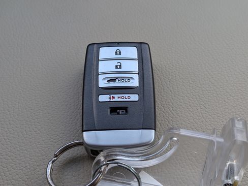 Used 2017 Acura RDX w/ Tech & AcuraWatch Plus Pack FWD image 35