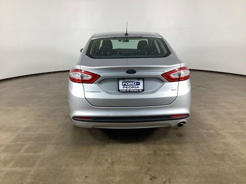 Used 2014 Ford Fusion SE FWD image 10