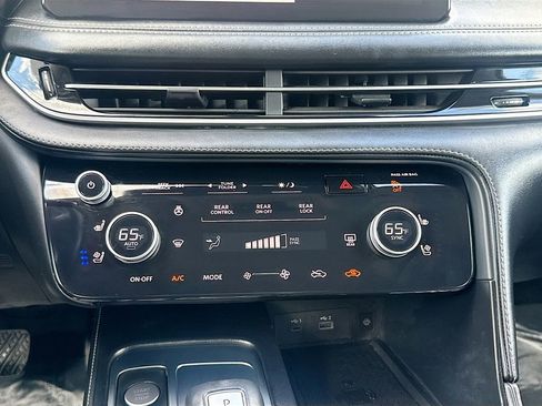 Used 2023 INFINITI QX60 Luxe w/ Cargo Package FWD image 20