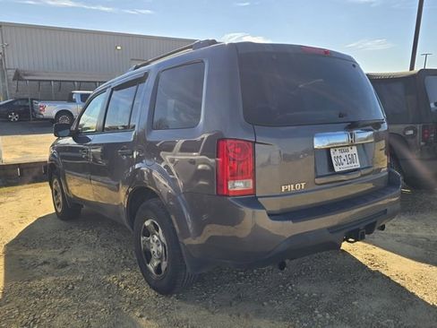 Used 2015 Honda Pilot LX image 6