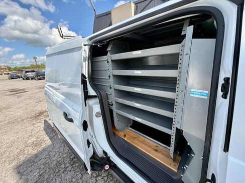 Used 2022 Ford Transit Connect XL FWD image 32