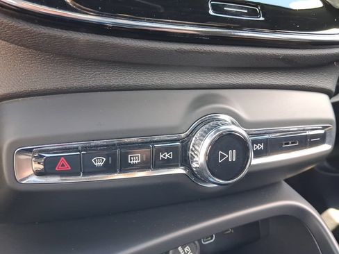 Certified 2023 Volvo C40 P8 Recharge Ultimate w/ Protection Package Premier AWD/4WD image 26