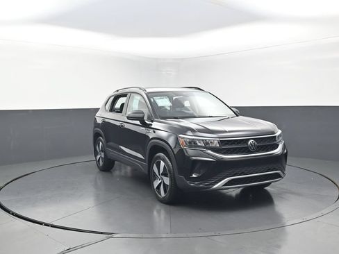 Used 2024 Volkswagen Taos S AWD/4WD image 9