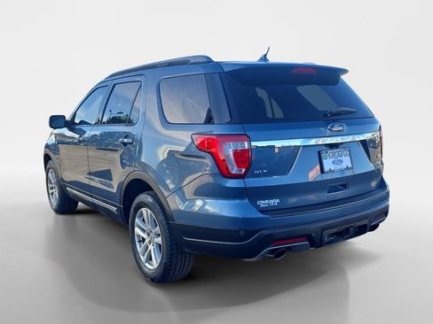 Used 2019 Ford Explorer XLT w/ Equipment Group 201A image 3