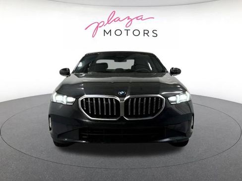 Used 2026 BMW 530i xDrive w/ Convenience Package AWD/4WD image 3