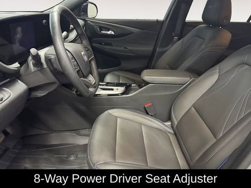 Used 2024 Buick Envista Sport Touring w/ Convenience I Package FWD image 8
