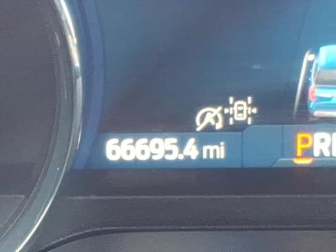 Used 2024 Ford Expedition XLT image 16