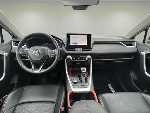Used 2024 Toyota RAV4 Adventure AWD/4WD image 9