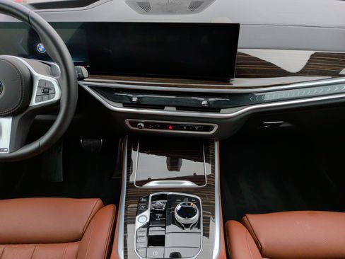 Used 2025 BMW X5 xDrive40i image 35