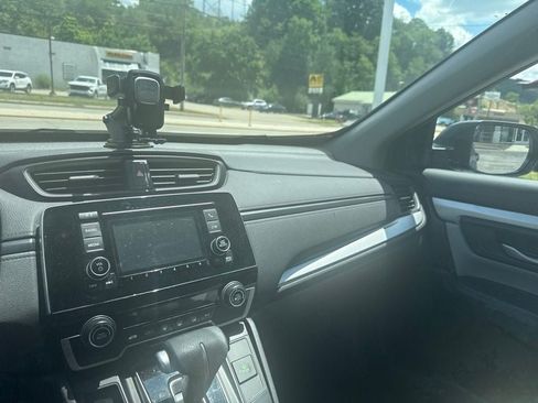 Used 2017 Honda CR-V LX image 8