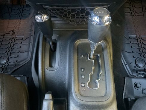 Used 2017 Jeep Wrangler Unlimited Sport w/ Quick Order Package 24S image 31