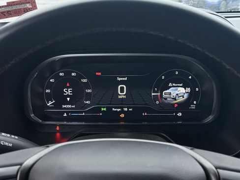 Used 2023 GMC Yukon AT4 image 33