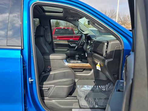 Certified 2024 GMC Sierra 1500 Elevation w/ Elevation Premium Package AWD/4WD image 39