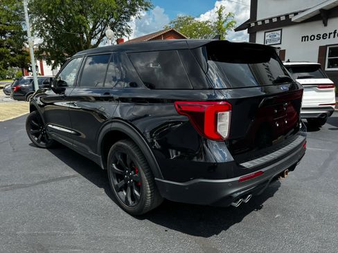 Used 2022 Ford Explorer ST w/ ST Street Pack AWD/4WD image 14