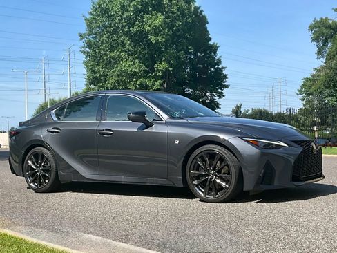 Used 2023 Lexus IS 350 F Sport RWD image 4
