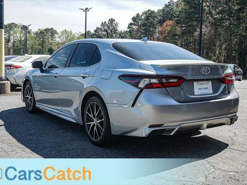 Used 2021 Toyota Camry SE image 13
